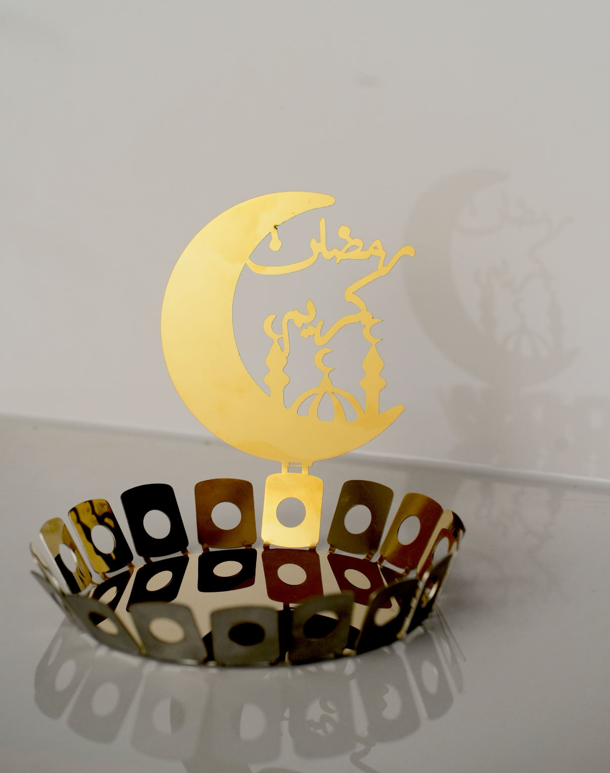 Ramazan Kareem Tray Round Shape( small)