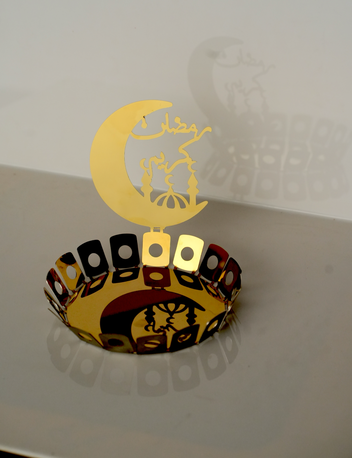Ramazan Kareem Tray Round Shape( small)
